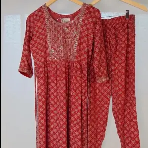 Kurta (1)